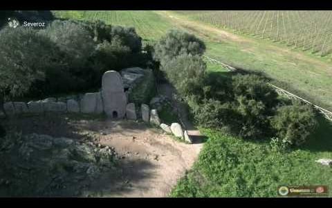 Tomba di Coddu 'Ecchju (Arzachena)